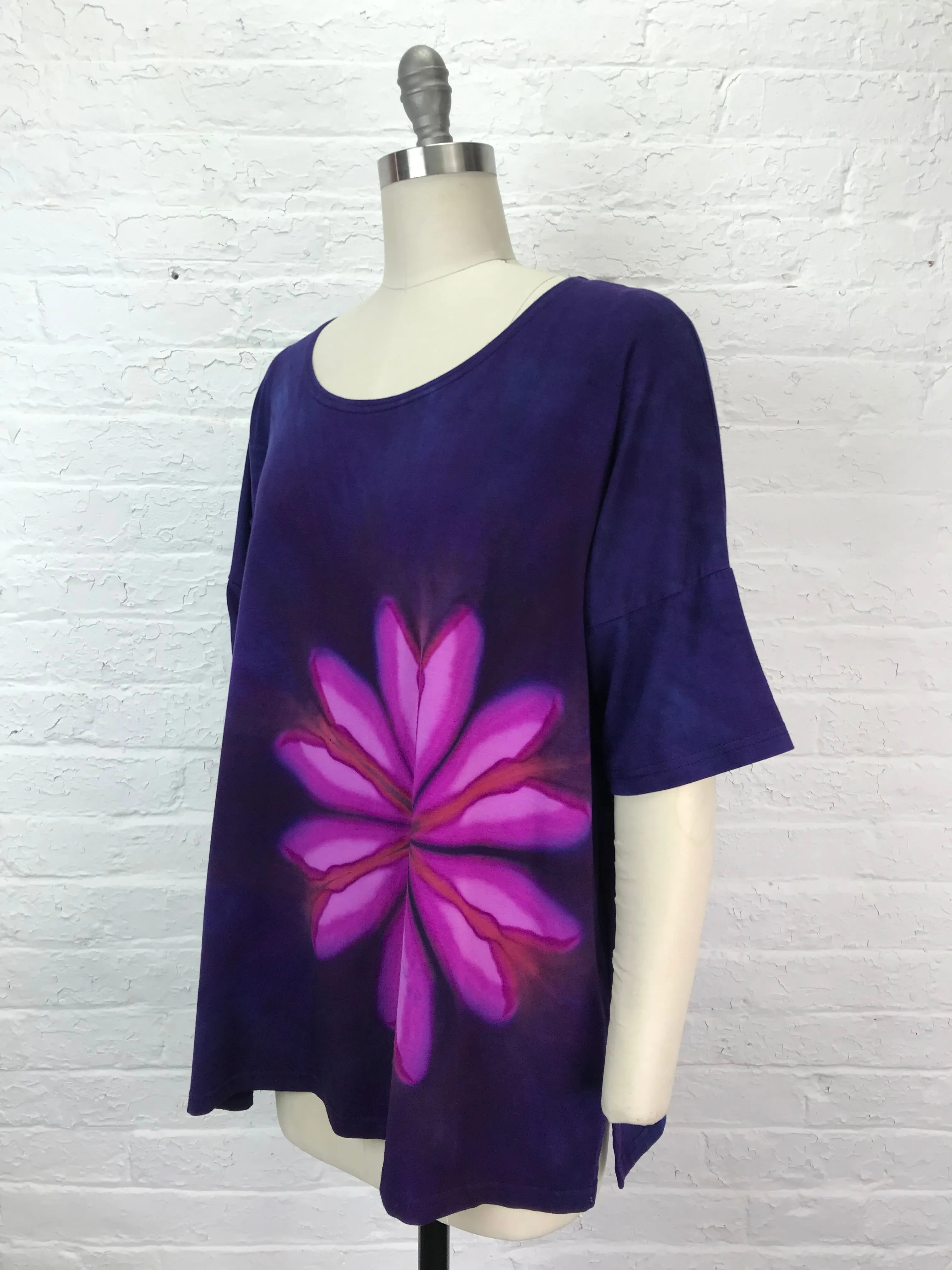 Grace Tunic in Amethyst Daisy